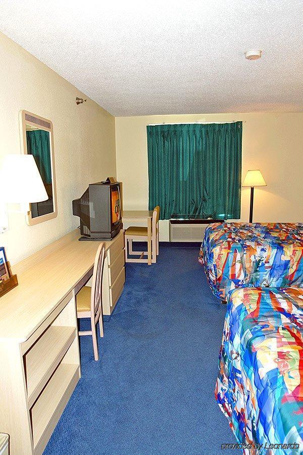 Motel 6-Columbia, Mo - East Exteriör bild