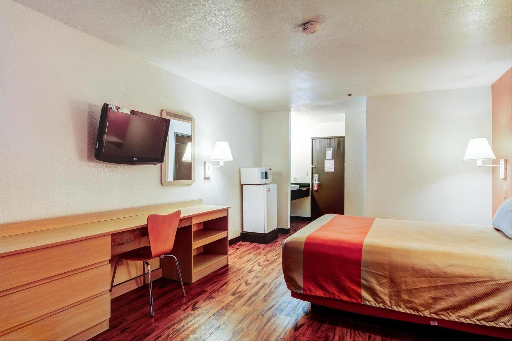 Motel 6-Columbia, Mo - East Exteriör bild